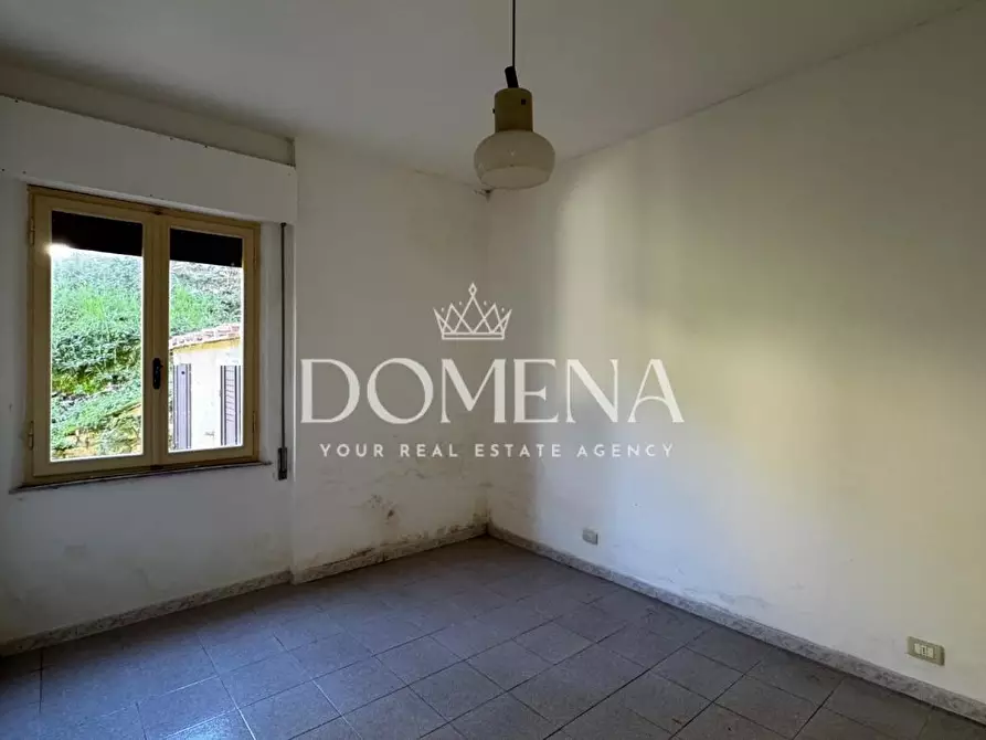 Immagine 13 di Appartamento in vendita  a Siena