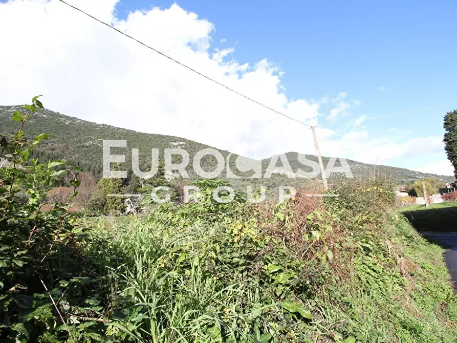 Immagine 6 di Deposito in vendita  a Lucca