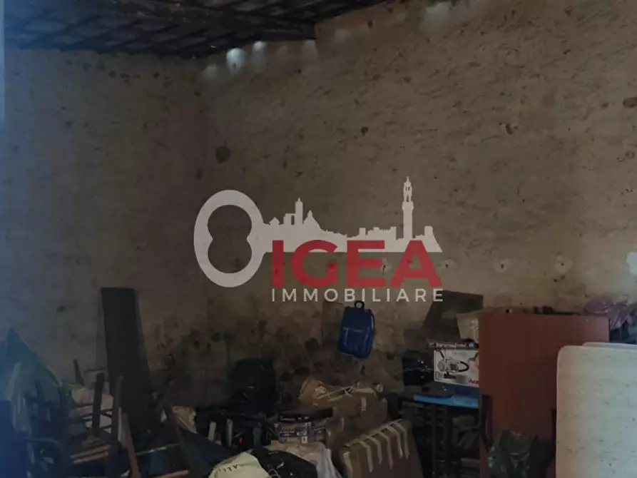 Immagine 26 di Appartamento in vendita  a Siena