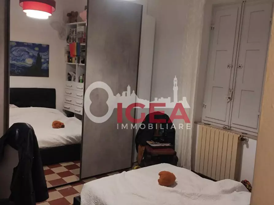Immagine 5 di Appartamento in vendita  a Siena