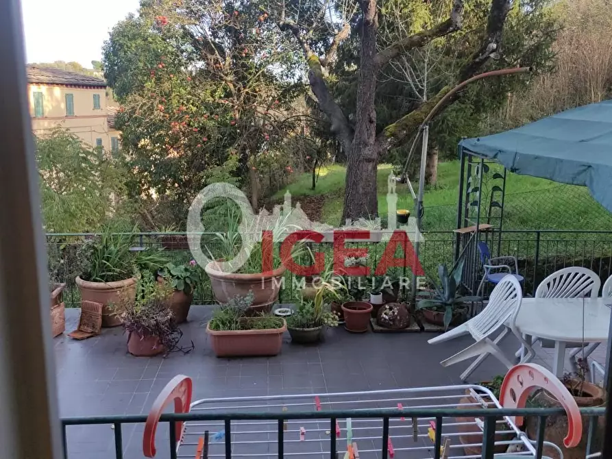 Immagine 27 di Appartamento in vendita  a Siena