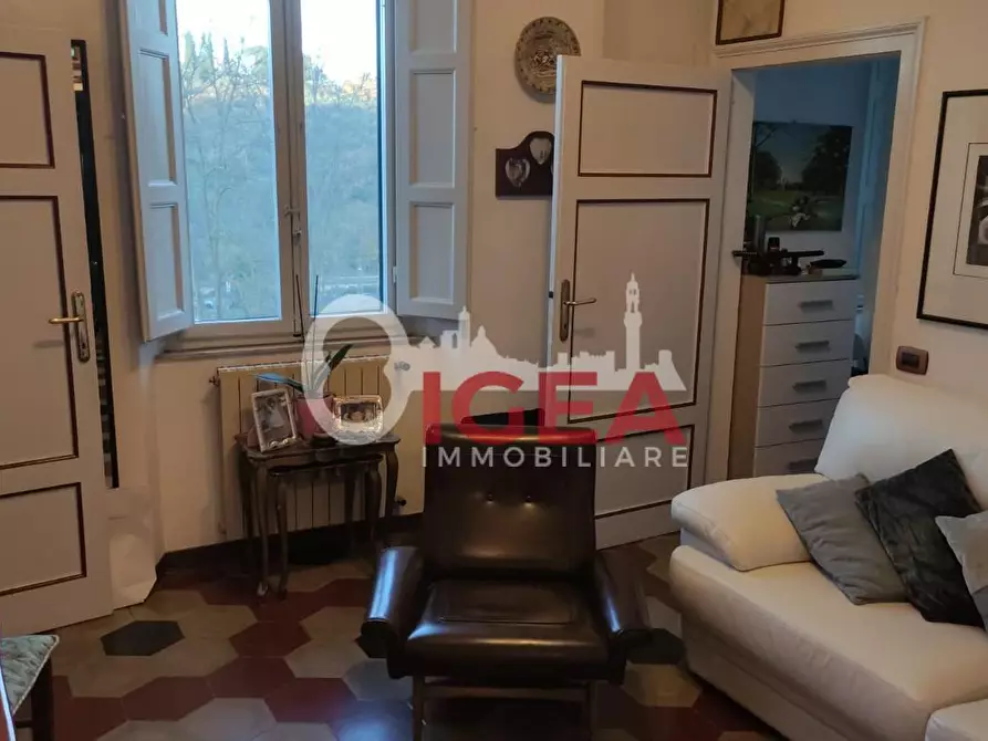 Immagine 8 di Appartamento in vendita  a Siena