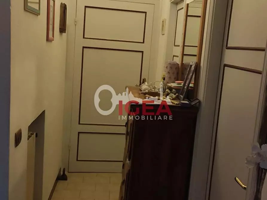 Immagine 16 di Appartamento in vendita  a Siena