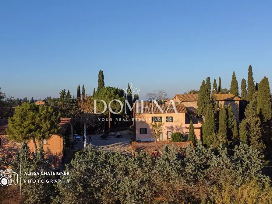 Immagine 9 di Casa colonica in vendita  a San Gimignano