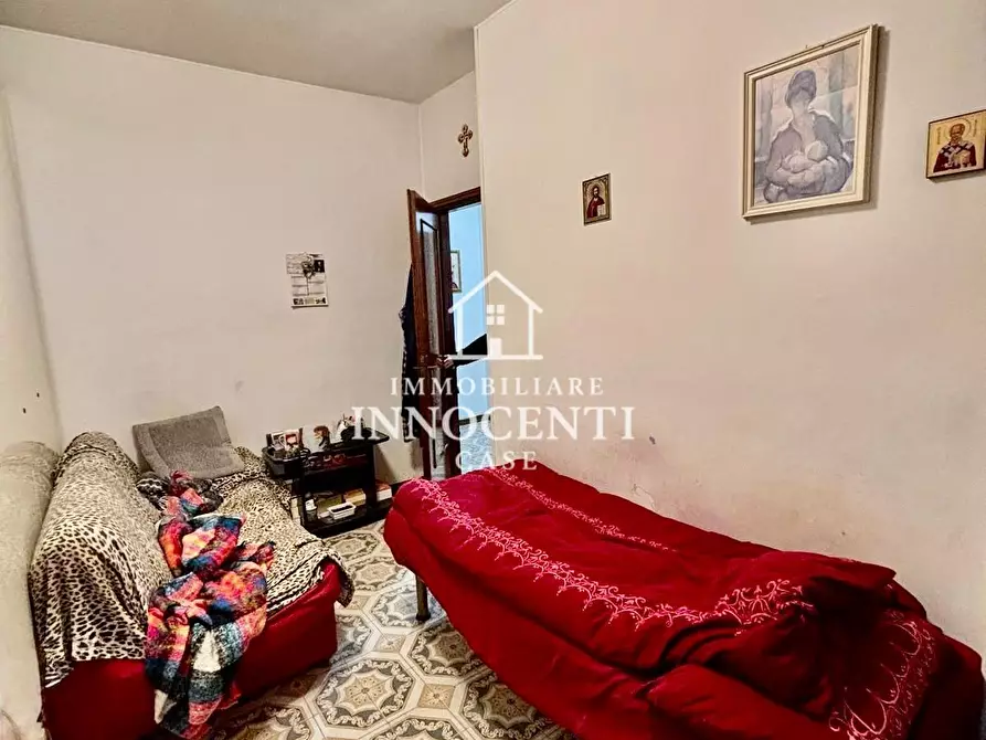 Immagine 11 di Appartamento in vendita  a Massa