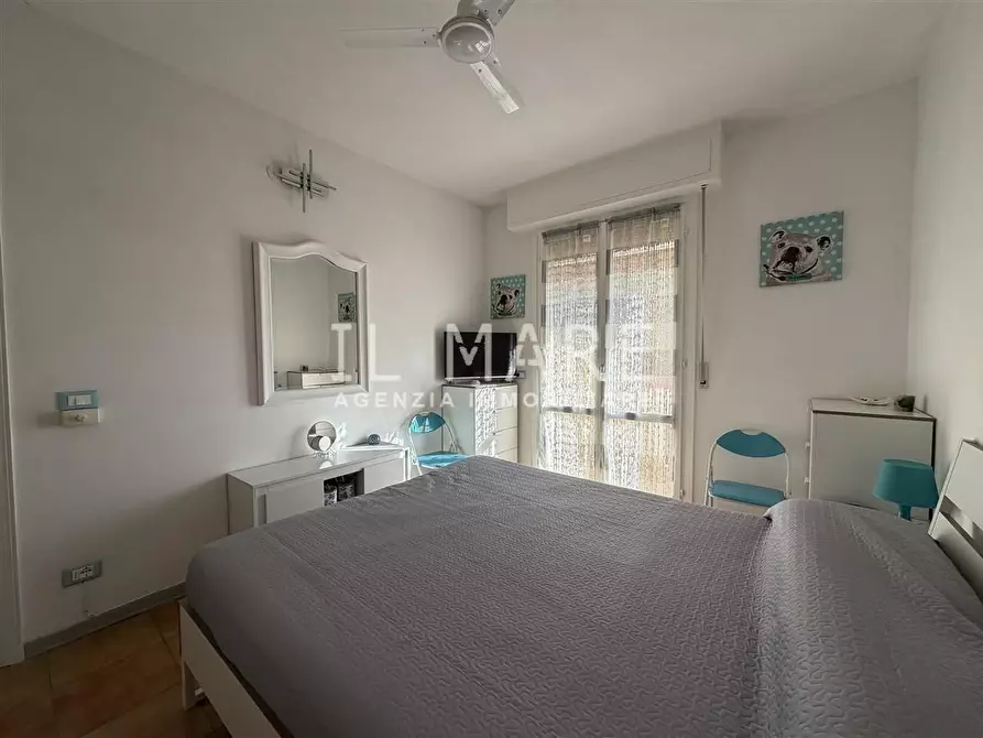 Immagine 10 di Appartamento in vendita  a Massa