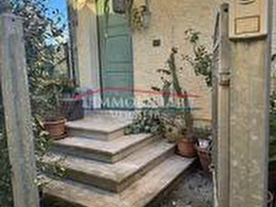 Immagine 21 di Casa trifamiliare in vendita  a Montignoso