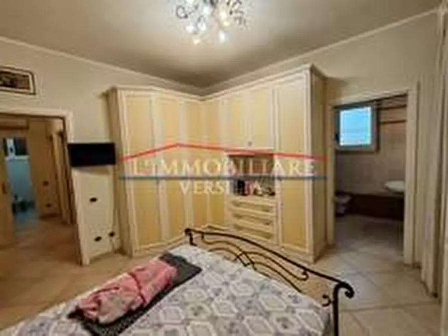 Immagine 13 di Casa trifamiliare in vendita  a Montignoso