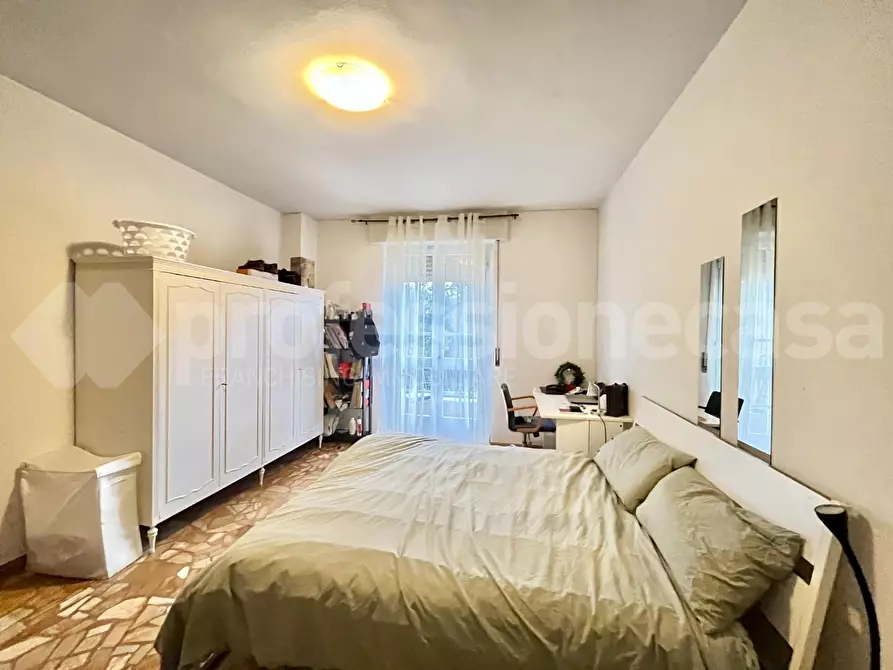 Immagine 5 di Appartamento in vendita  a Pisa