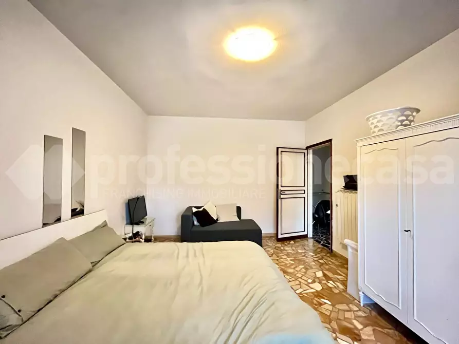 Immagine 6 di Appartamento in vendita  a Pisa