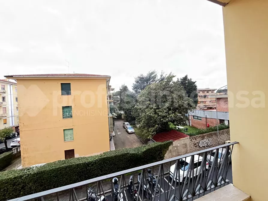 Immagine 17 di Appartamento in vendita  a Pisa