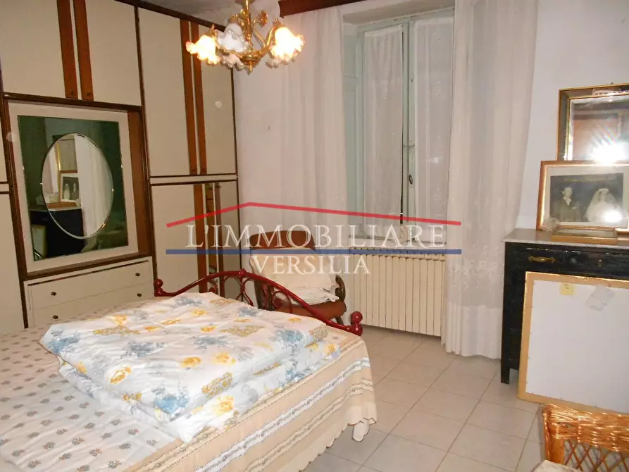 Immagine 31 di Casa indipendente in vendita  a Massa