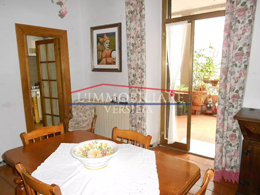 Immagine 8 di Casa indipendente in vendita  a Massa