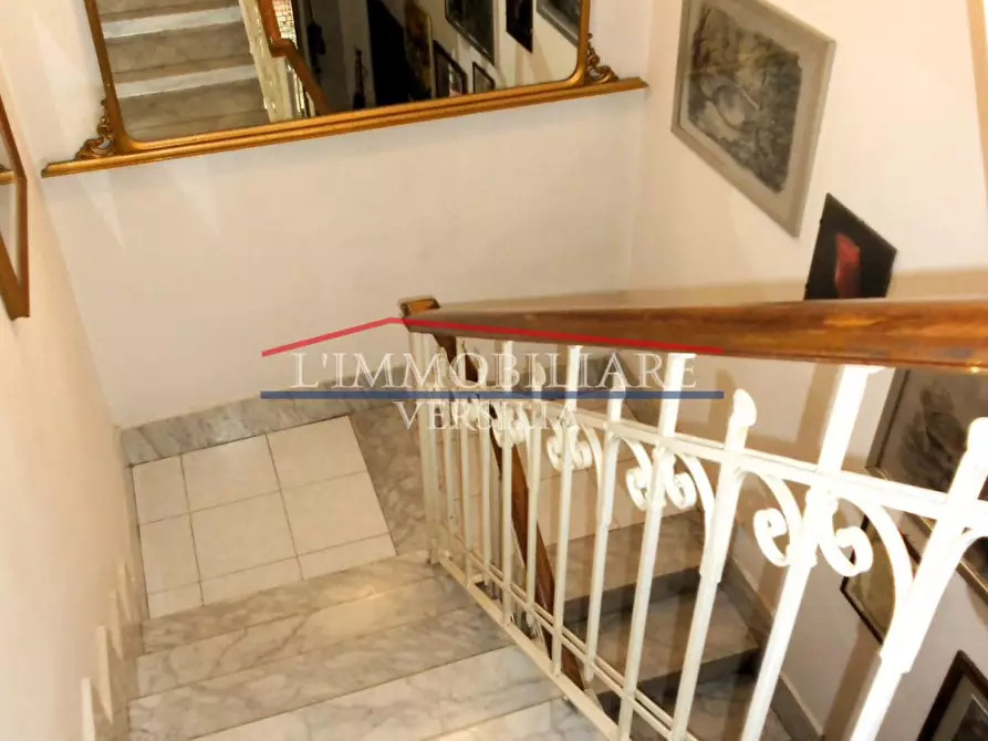 Immagine 22 di Casa indipendente in vendita  a Massa