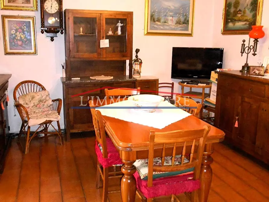 Immagine 21 di Casa indipendente in vendita  a Massa