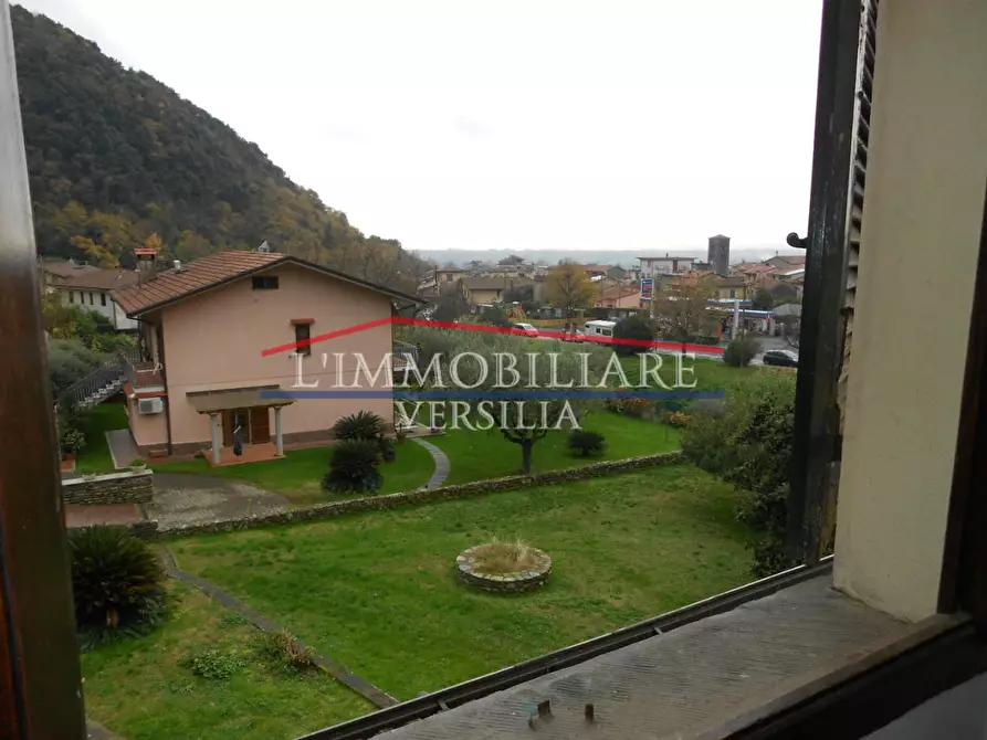 Immagine 57 di Terratetto in vendita  a Montignoso