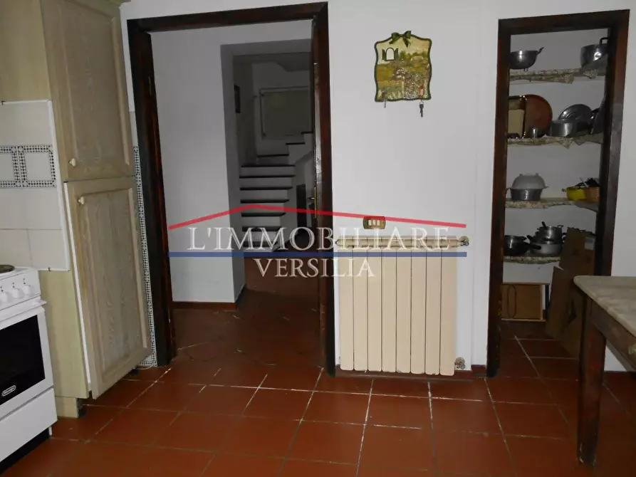 Immagine 26 di Terratetto in vendita  a Montignoso