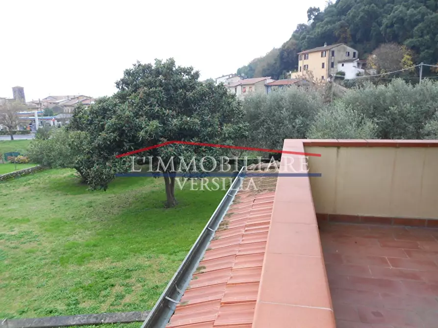 Immagine 10 di Terratetto in vendita  a Montignoso