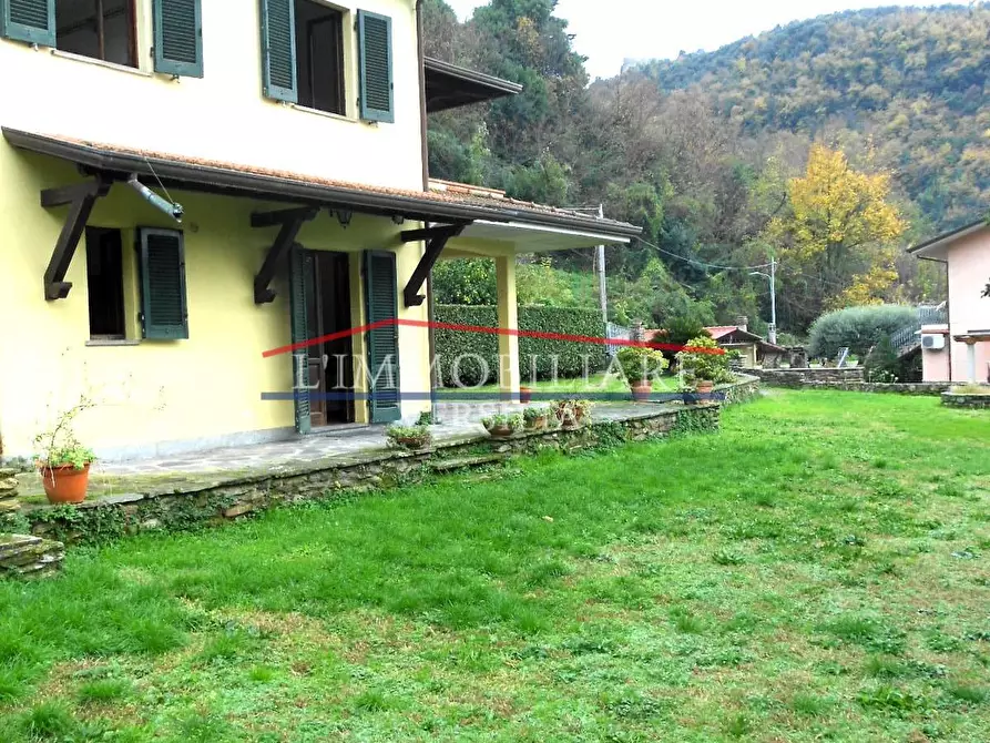 Immagine 9 di Terratetto in vendita  a Montignoso