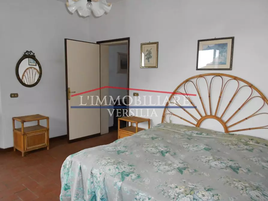 Immagine 32 di Terratetto in vendita  a Montignoso