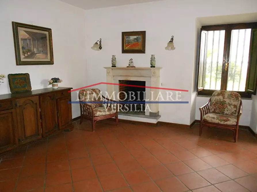 Immagine 13 di Terratetto in vendita  a Montignoso