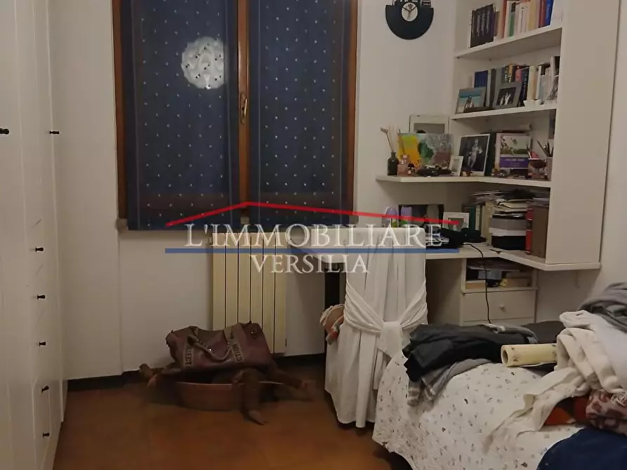 Immagine 16 di Appartamento in vendita  a Massa