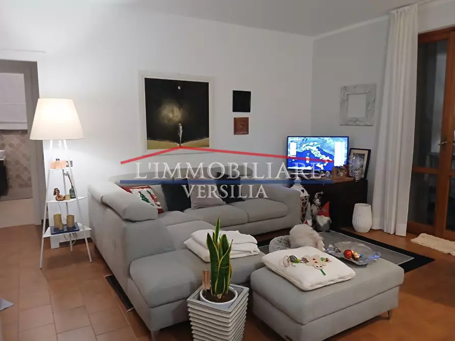 Immagine 3 di Appartamento in vendita  a Massa