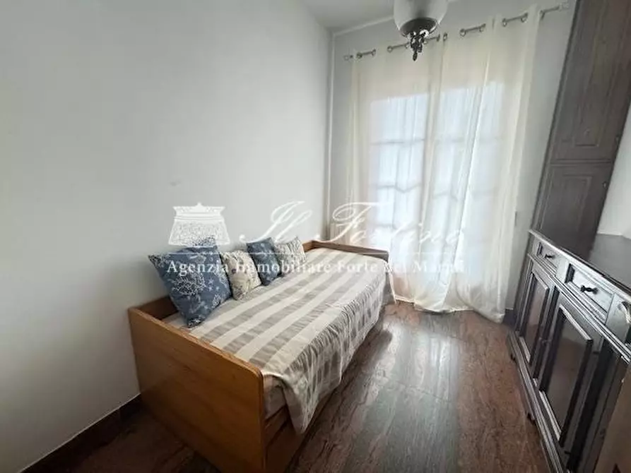Immagine 16 di Villa in vendita  a Forte Dei Marmi