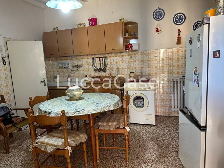 Immagine 3 di Porzione di casa in vendita  a Villa Basilica