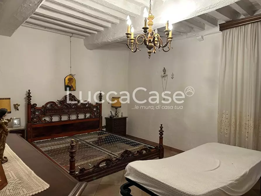 Immagine 12 di Porzione di casa in vendita  a Villa Basilica