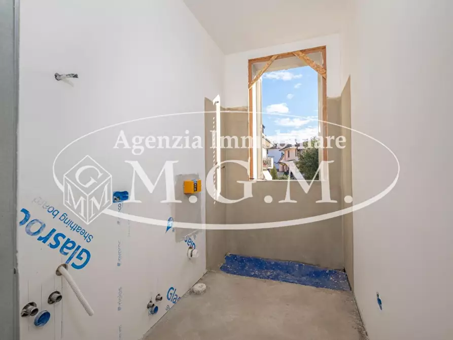 Immagine 20 di Appartamento in vendita  a Pontedera