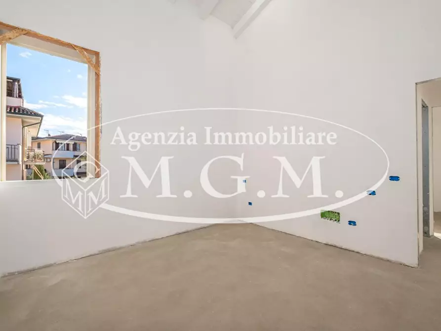 Immagine 19 di Appartamento in vendita  a Pontedera