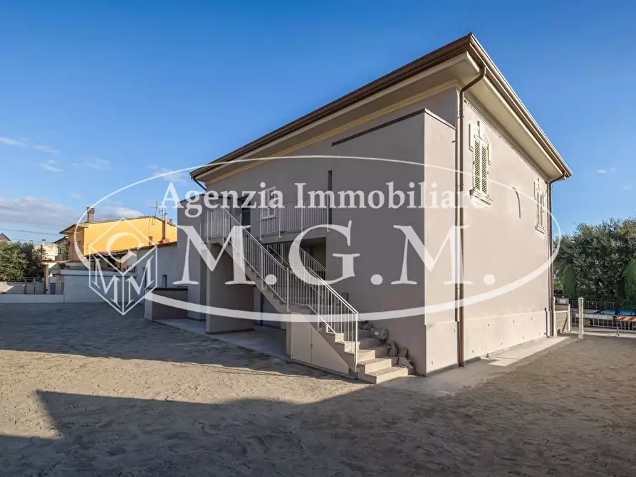 Immagine 5 di Appartamento in vendita  a Pontedera