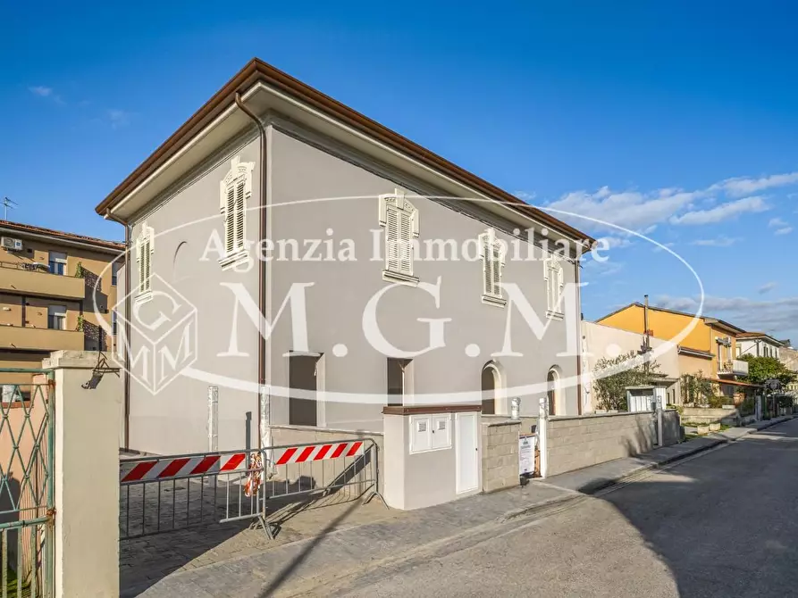 Immagine 8 di Appartamento in vendita  a Pontedera