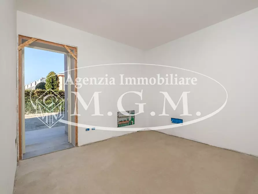 Immagine 17 di Appartamento in vendita  a Pontedera