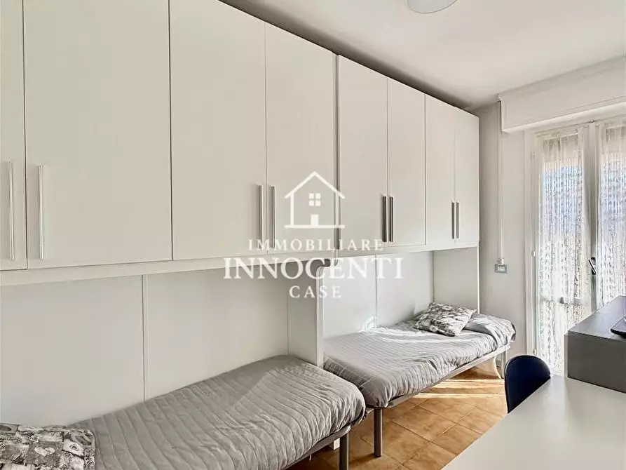 Immagine 10 di Appartamento in vendita  a Massa