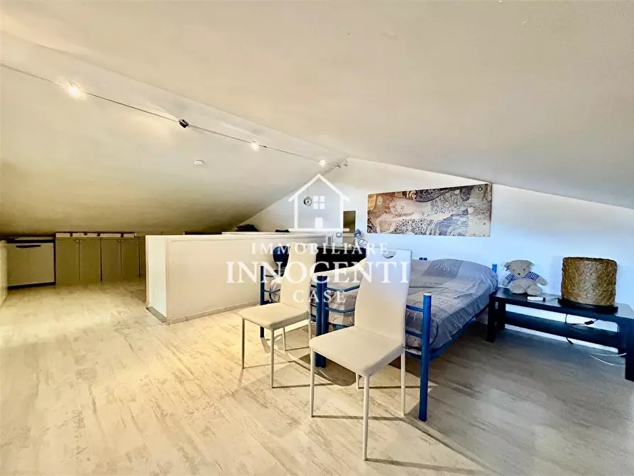 Immagine 13 di Appartamento in vendita  a Massa