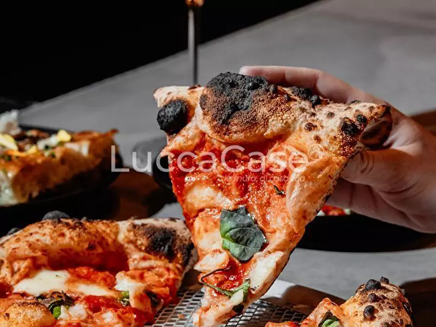 Immagine 1 di Bar / Ristorante in vendita  a Capannori