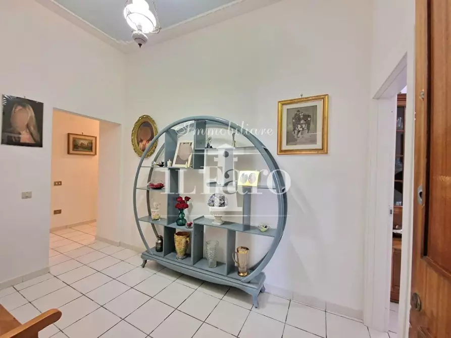 Immagine 12 di Appartamento in vendita  a Campi Bisenzio