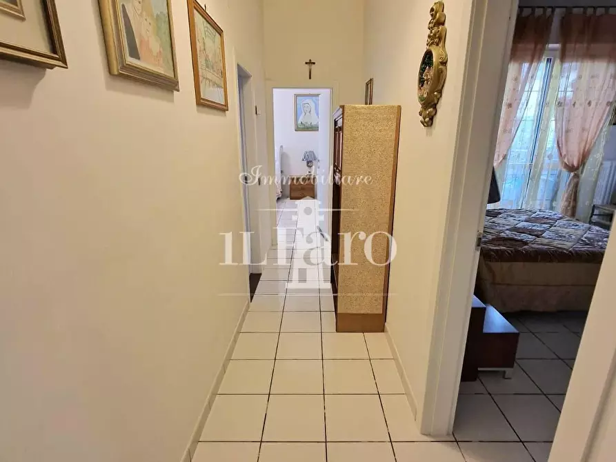 Immagine 31 di Appartamento in vendita  a Campi Bisenzio