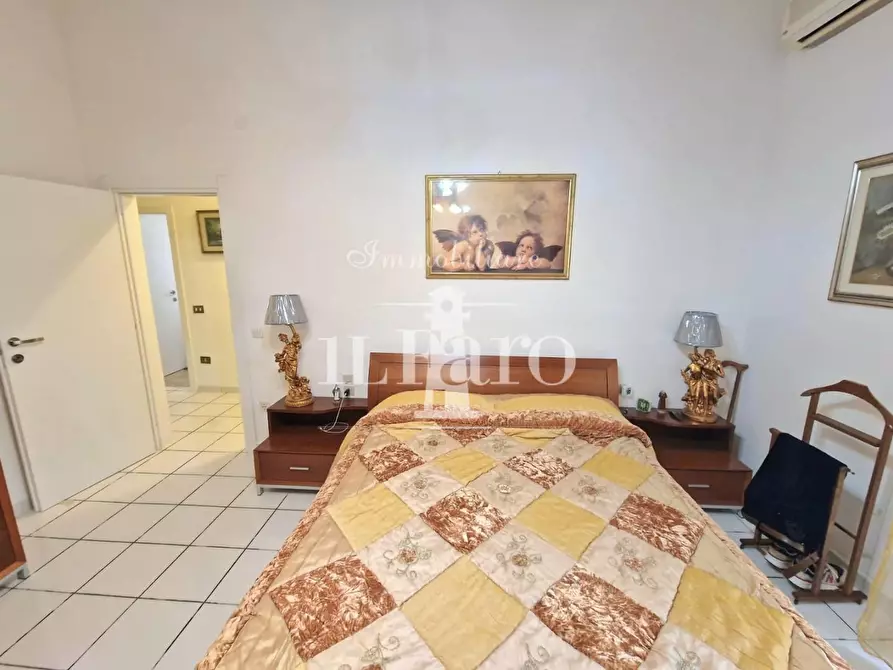 Immagine 20 di Appartamento in vendita  a Campi Bisenzio