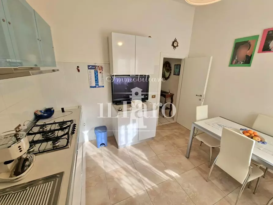 Immagine 16 di Appartamento in vendita  a Campi Bisenzio