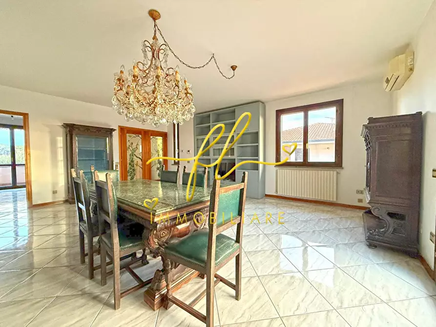 Immagine 4 di Casa bifamiliare in vendita  a Cecina