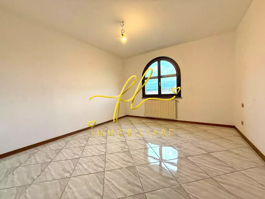 Immagine 15 di Casa bifamiliare in vendita  a Cecina