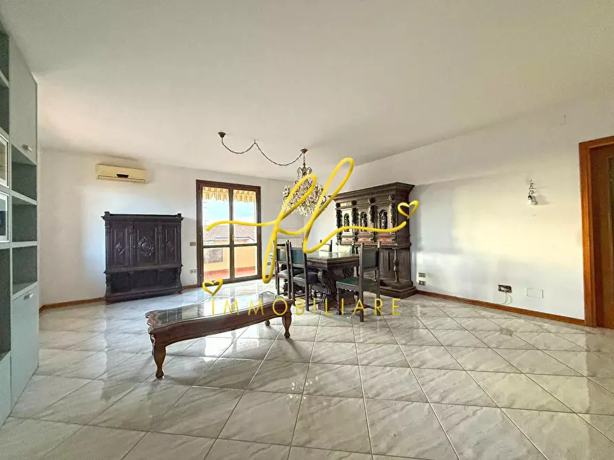 Immagine 3 di Casa bifamiliare in vendita  a Cecina