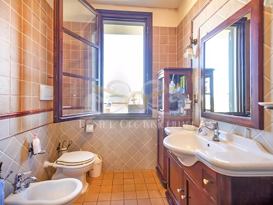 Immagine 24 di Casa bifamiliare in vendita  a Vecchiano