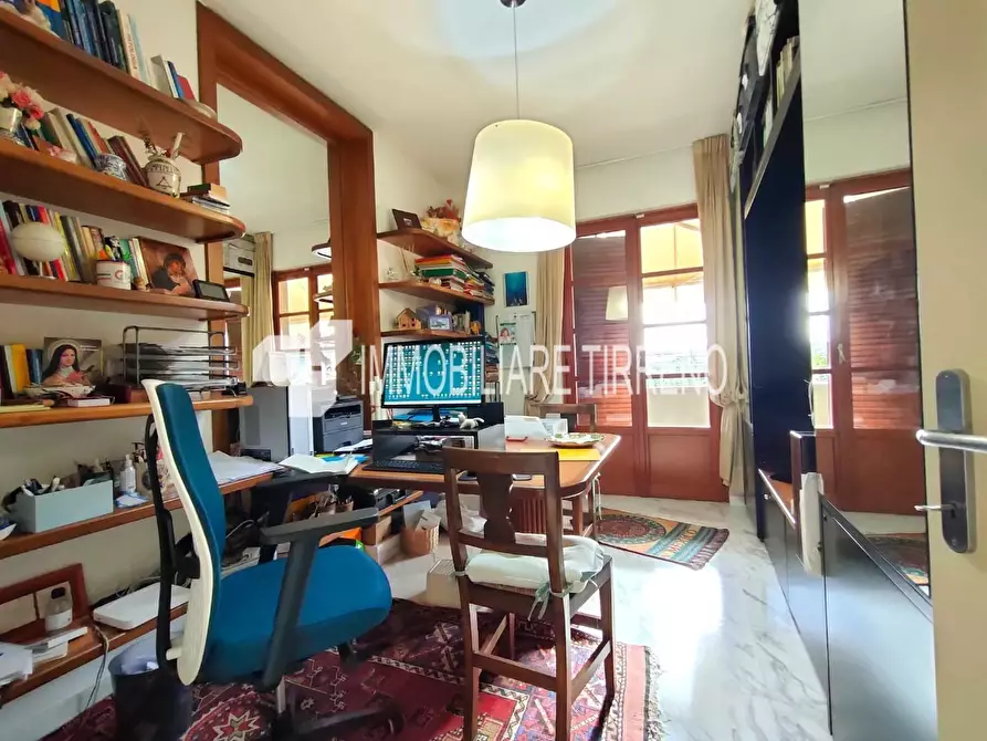 Immagine 8 di Appartamento in vendita  a Massa