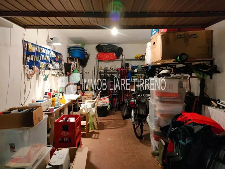 Immagine 16 di Appartamento in vendita  a Massa