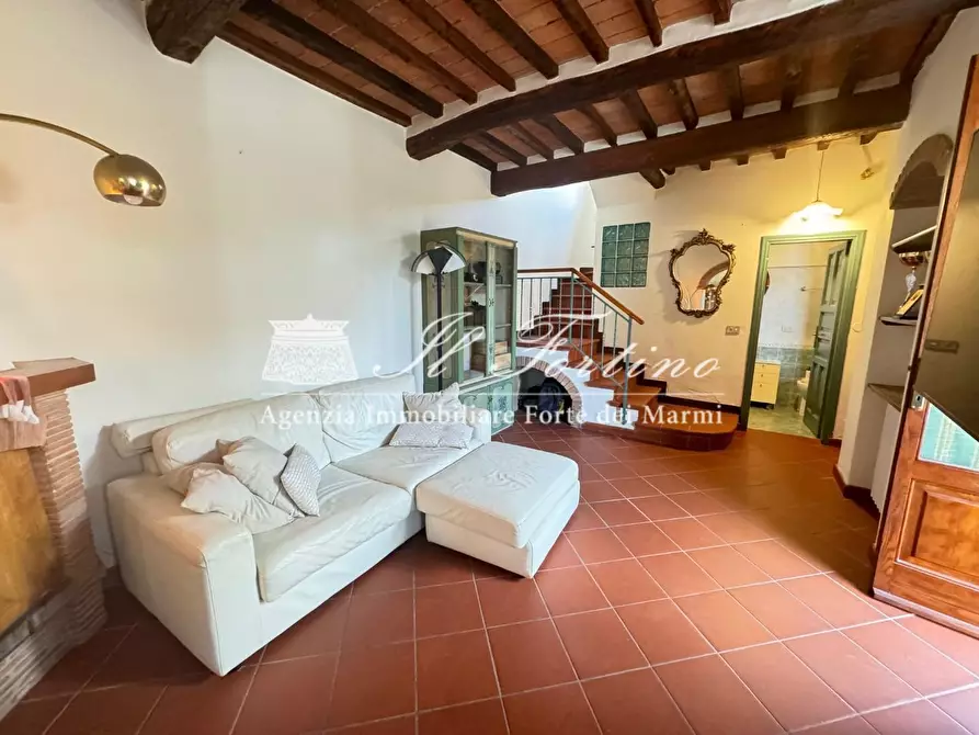 Immagine 4 di Casa bifamiliare in vendita  a Forte Dei Marmi