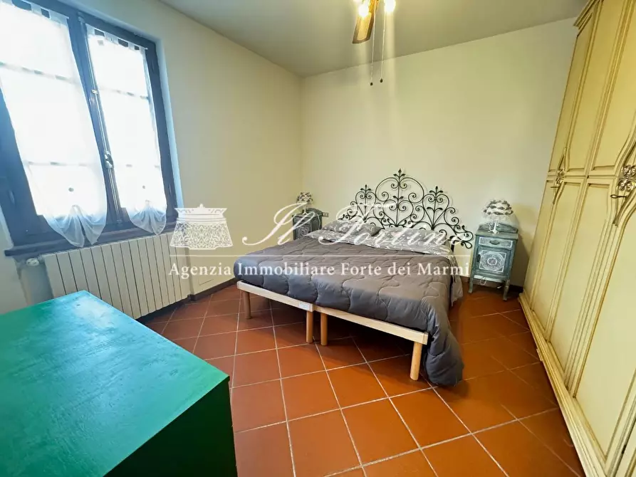 Immagine 13 di Casa bifamiliare in vendita  a Forte Dei Marmi